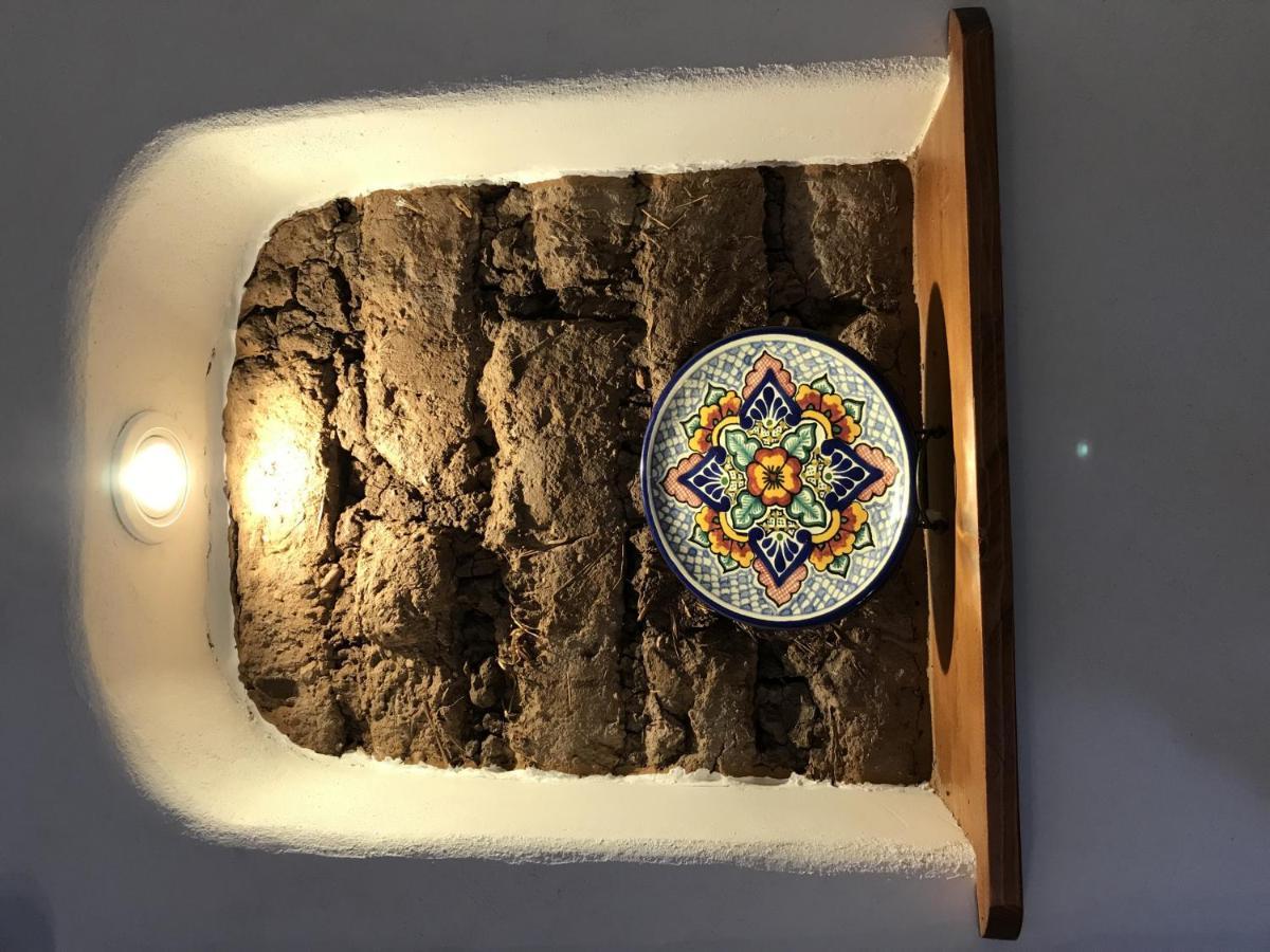 El Viejo Adobe - Across From Sul Ross Campus Bed & Breakfast อัลไพน์ ภายนอก รูปภาพ